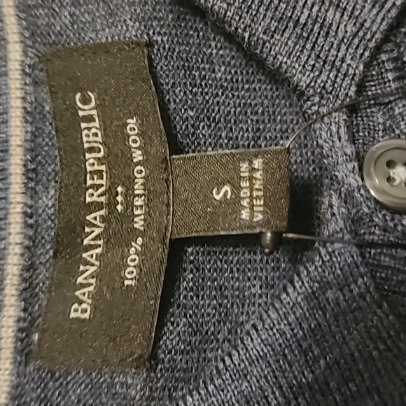 Banana Republic wool polo - Picture 5 of 9